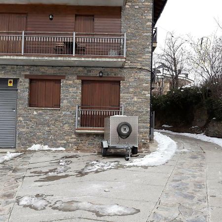 Apartament De La Lali Roní Exterior photo