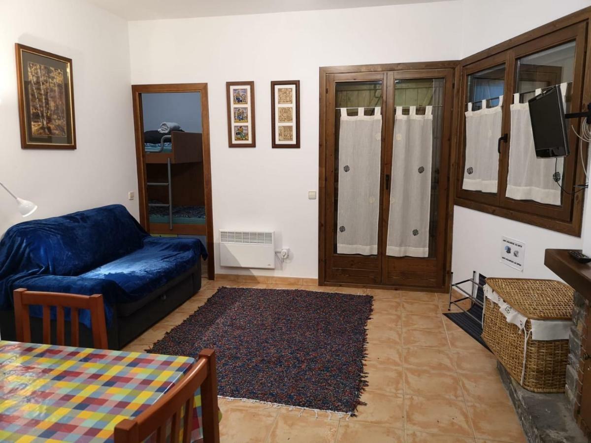 Apartament De La Lali Roní Exterior photo